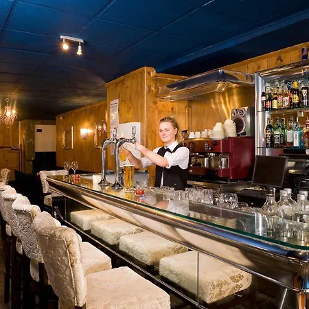 Madame Grand Maroly Courchevel