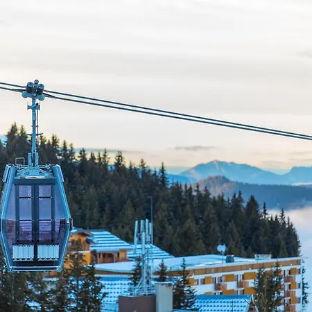 Madame Grand Maroly Courchevel