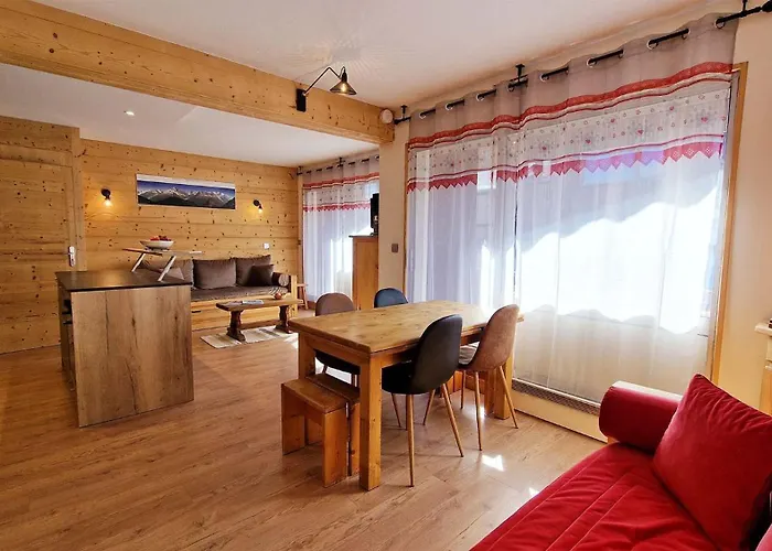 Madame Grand Maroly Apartman *